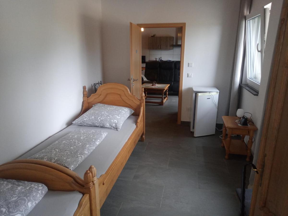 Apartamento Sonnenhof Weilmunster Exterior foto